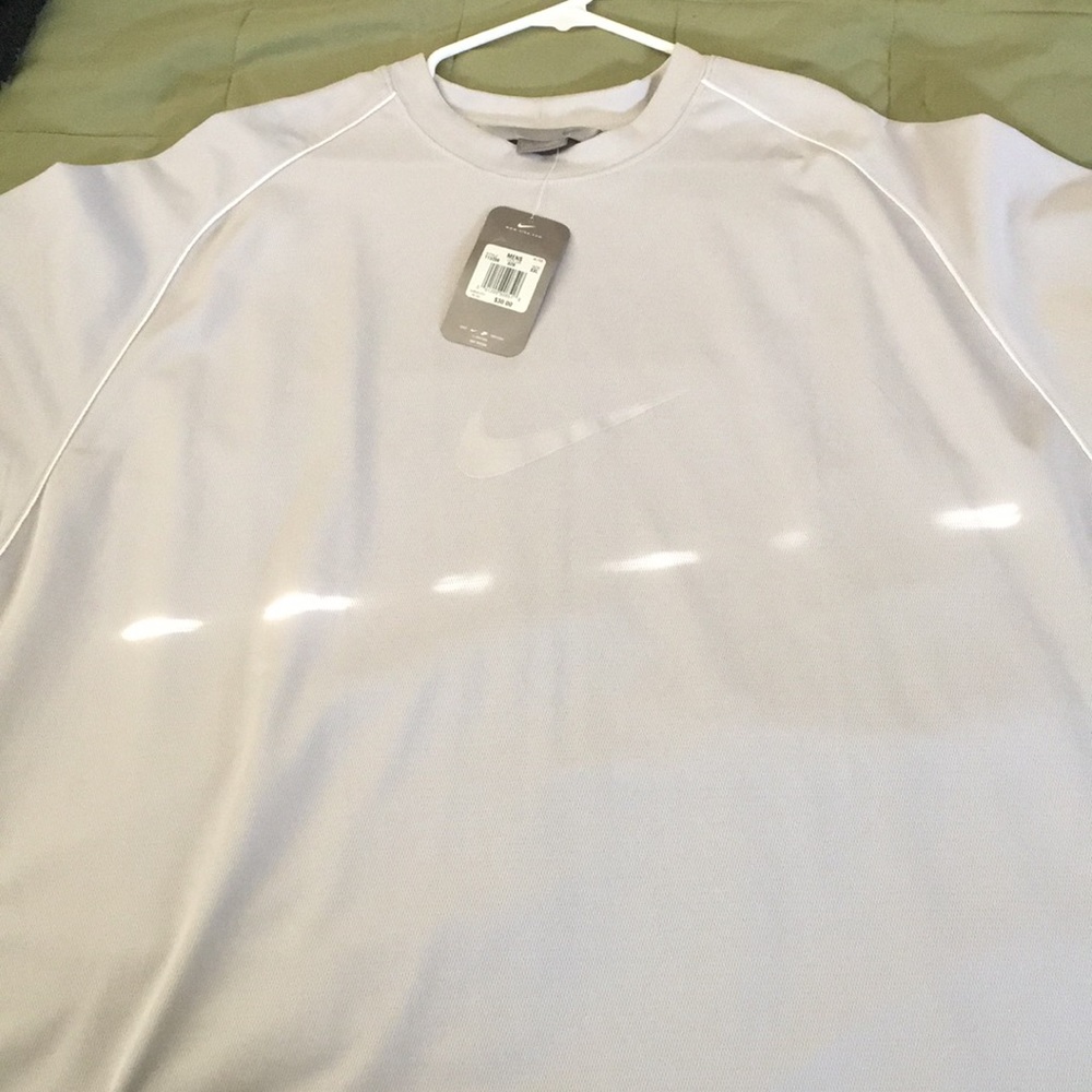 Nike active shirt